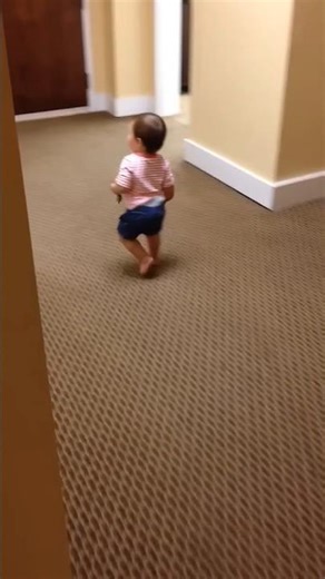 Baby runs into wall learning to walk😱😤🤣