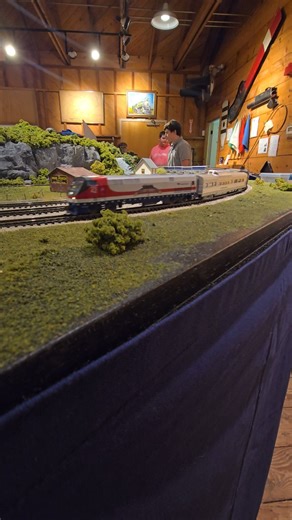 #Amtrak Pearl Harbor troop train on the corner module. #nscale #modeltrains #trains #fblifestyle | Northern Virginia N Scaler