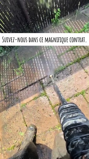 Une journée avec terra solution 🌿 #realisation #fypp #entrepreneur #foryoup #terra #cleaning #qc #paver #landscape #hardworkers #terrasolution #backyard