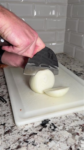 Huusk hand forged chopper knife made from high carbon steel with a rosewood handle and a premium leather sheath. I grabbed the chopper, but the full Huusk knife set is available too for meat, BBQ, and everyday kitchen prep. #Huusk #HuuskKnife #ChopperKnife #KitchenKnife #BBQKnife