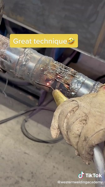 Have you welded like this? #welder #weld #technique #tipsandtricks #humor #weldingschool #weldtok #fyp #viral #FrunktheBeat #fypシ #greatwelds