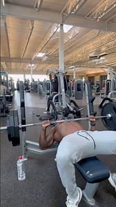 Repping 275 pounds 10 X !! #motivation #naturalbodybilding #fitness #chest #shorts