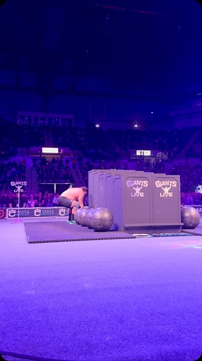 EPIC finish here at Britain’s Strongest Man 2025 📺Watch a full replay at officialstrongman.com #motivation #fitness #gym #strength #strongman | Giants Live