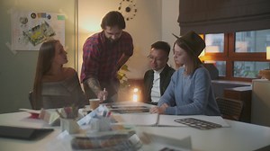 Group of colleagues brainstorming in a meeting - Free Stock Video