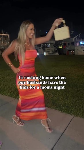 Yeah babe, we are on the way 🤭🍹🤣#momlife #momsweekend #marriagejokes