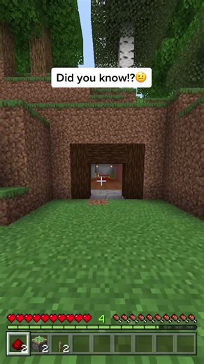 Minecraft Piston Hack: Keep Zombies at Bay!