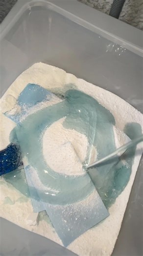 Replying to @Air I know this wasn’t a request video but I thought I’d remake the throwback video again. I love love love the smell of different non bio laundry products together. AND I love piling them all ontop of each other and leaving for a day or two. The end product is always amazing! The texture of this, everything just super super satisfying! I hope you all enjoy this 🥰 #cleantok #oddlysatisfying #cleaning #laundry #asmr