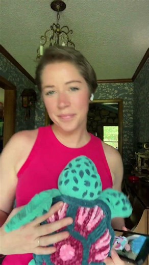 Not the best transition, but the cutest sea turtle. #knitted #pattern #seaturtle #amigurimi