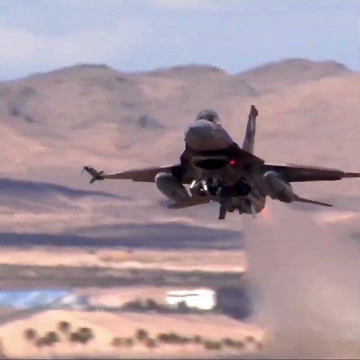 F-16 Fighter Jet Mach Speed Demonstration #military #aviation #f16