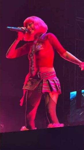 Halsey performing “ The Lighthouse “ LIVE @ Back to Badlands Tour in Los Angeles 🩵