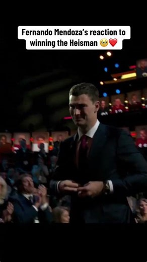 Fernando Mendoza wins the 2025 Heisman 🏆
