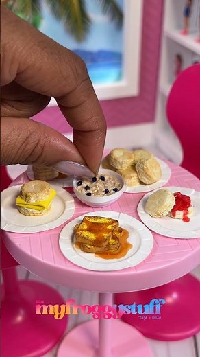 How to Make Doll Food: Miniature Blueberries with Dried Glue