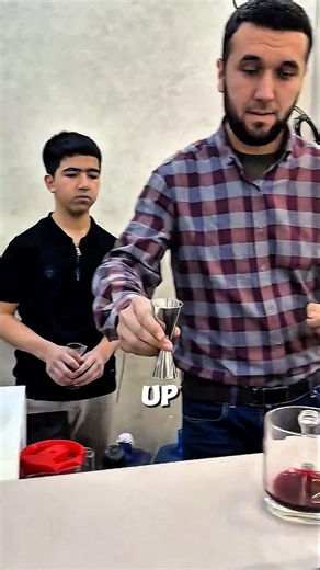 New Worker Almost Got Fired… But Then This Happened 😳