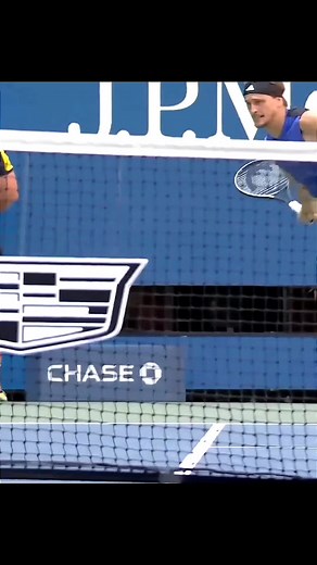 Zverev's Crazy Shot in Tennis Highlight