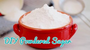 530K views · 948 reactions | Ever wonder how they make powdered sugar? It can be done in minutest at home! Get the recipe here: https://www.biggerbolderbaking.com/how-to-make-powdered-sugar/ | Gemma Stafford | Facebook