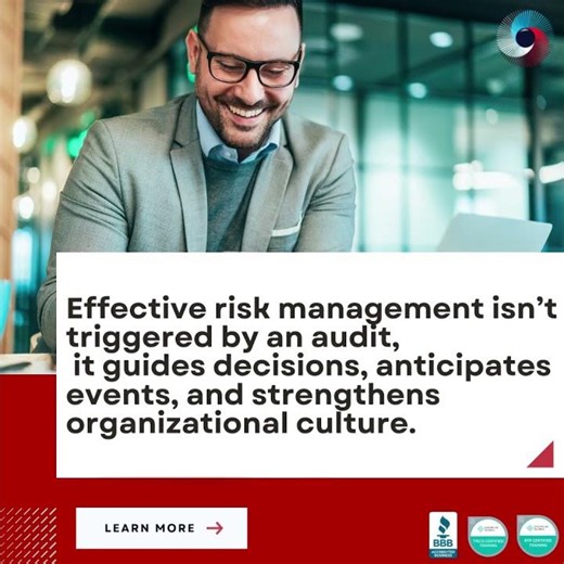 💬 Does your organization manage risks to comply or to decide?