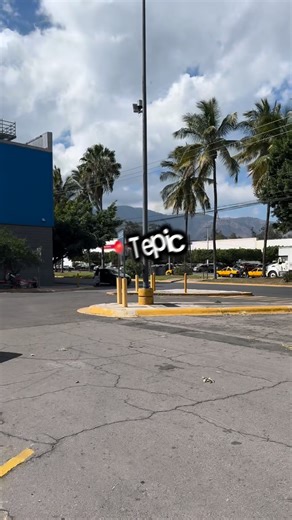 EasyCell on Instagram: "En dorado 🤩"