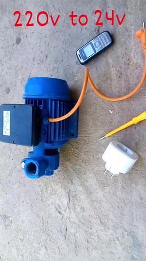 تعمل بلوح شمسي واحد من 220الى 24فكرة استفد منها لسقي حديقتك او مزرعتك الصغيرة او سحب ماء من مضفية او الواد ووووووووو #ألواح_شمسية #مضخة_الديسي #محول #الغزالي #المغرب #مضخة #مزعة #البئر #حديقة #اشجار #سقي # | الغزالي خليفة الطاقة الشمسية