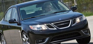 GM windshield uses lasers to highlight road markings