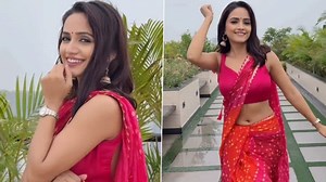 Nisha Guragain Viral Video: Indian Influencer Stuns in Gulabi Saree As She Dances to Trending Instagram Reels Songs (Watch) | 👍 LatestLY