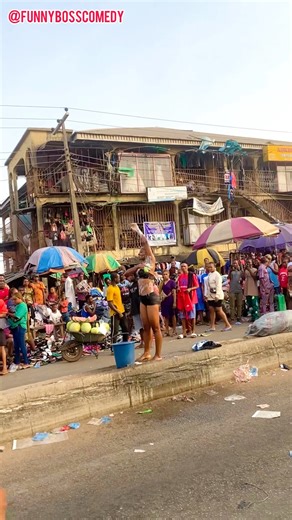 13M views · 151K reactions | A girl bathing in the market just to go viral | Funnybosscomedy | Facebook