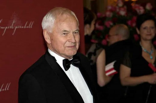 Hans Modrow, East Germany’s last PM, dies at 95