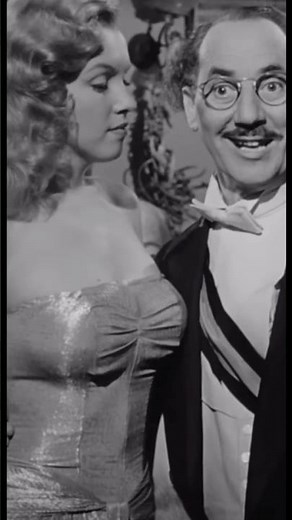 MARILYN MONROE AND GROUCHO MARX IN ‘LOVE HAPPY” (1949). #marilynmonroe #grouchomarx #funny #comedy