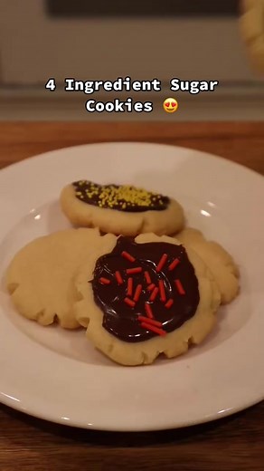 Easy 4 Ingredient Sugar Cookies Recipe