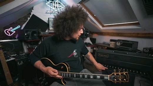 Friedman Be-100 Deluxe demo by Rabea Massaad