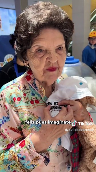 Creando felicidad en Build-A-Bear en MallPlaza Trébol