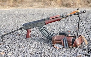 【搬运\u002F没什么字幕可加】捷克vz. 58突击步枪 武器欣赏