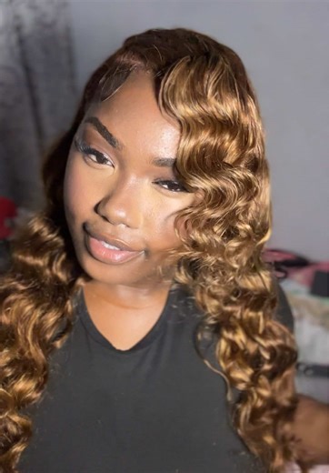 Here’s my flexi rod curl tutorial #heatlesscurlstutorial #flexirods #wigtips #haircontentcreator #wigstyling