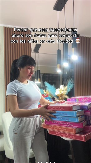 Alegre Navidad con Moda Fitness Femenina