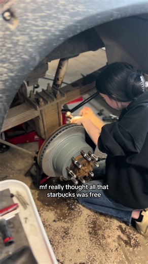 #girlfriend #mechanics #liftedtrucks #trucksofalberta #dodge @hails | Lifted Truck