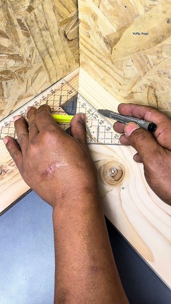 How to measure wood angles #woodworking #carpentry #woodwork #tipsntricks #diy