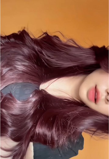 Transformasi Warna Rambut Merah Cherry Red Garnier
