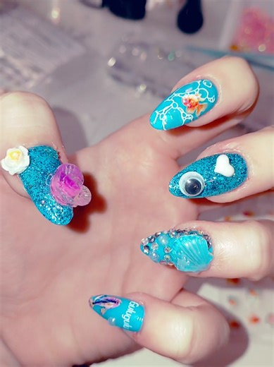 Tropical Nail Art Inspirations for Gyaru Style