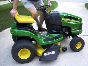 John Deere Electric-Converted Lawn Tractor LA115
