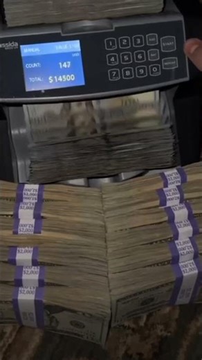 Money Counting Machine in Action 💵 | Fast Cash Counter Satisfying Video"
