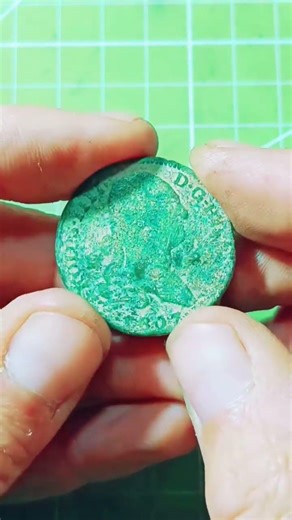 Cleaning of coins of Charles IV, 8 maravedis from 1807, a coin with an incredible multicolored pa...