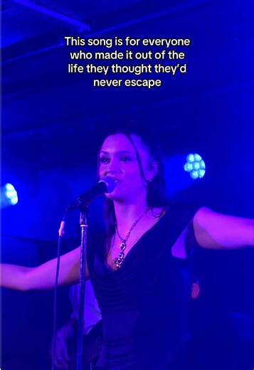 Singing Trampoline on stage with you all fills my heart 💖