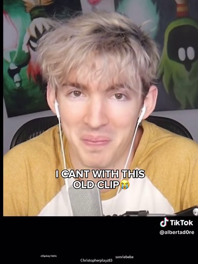 Hilarious Clips of Albert Flamingo's Funny Moments