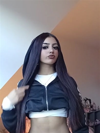 yurr ur cute #foryoupage #makemefamous #pakistani #browntiktok #🇵🇰 @𝐆𝐡𝐱𝐬𝐭𝐢𝐧𝐠®️𝐱