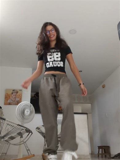 Fabiana Dancing at the Fair: A Must-See Performance