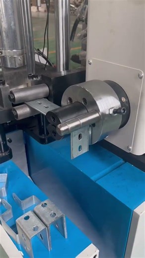 Automated Metal Bending: The Future of Clamp Production