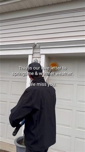 Just a little springtime manifestation from the Western team☀️🌷