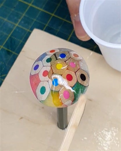 712K views · 1.1K reactions | DIY Colorful Pencil Resin Pendant Epoxy Art | DIY & Crafts | Facebook