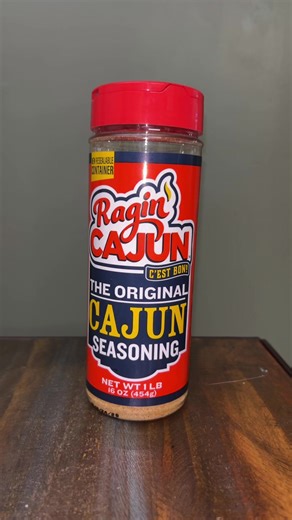 Ladies I’m tryna do my work today🙄 #RaginCajun #louisianafood #louisiana #cajunseasoning #cajunfood