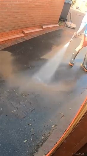 Deep Cleaning Block Paving #cleaning #blockpaving #ProfessionalCleaning #outdoorcleaning | Partridge Exterior Cleaning