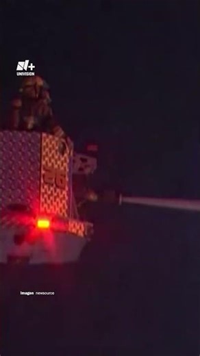 Incendio Desplaza A Decenas En Phoenix